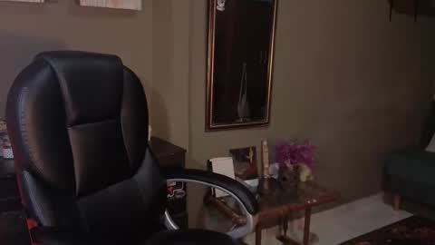 gaia_joness online show from December 15, 9:42 pm