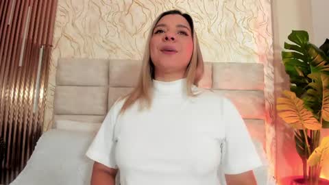 Gaia Stone online show from July 27, 12:46 pm