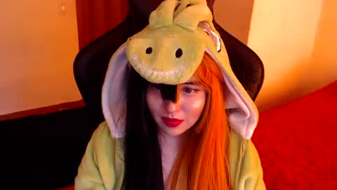 Kate 3 online show from August 4, 8:37 pm