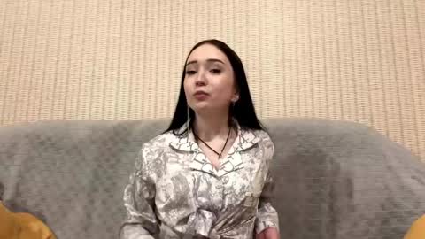 Kate online show from April 28, 1:04 pm