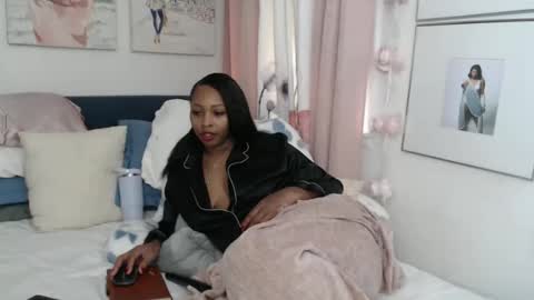 The Empress online show from November 19, 2:17 pm