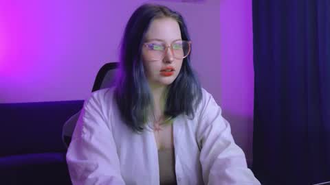 Snapshot of geistermadchen chatting on October 31, 6:56 pm Vi online show from October 31, 6:56 pm