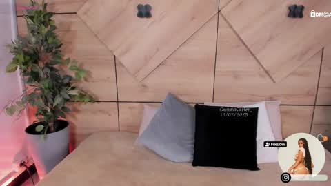    online show from February 19, 7:48 pm