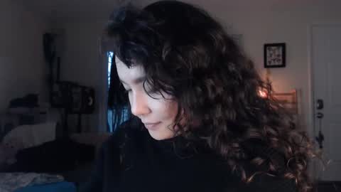 genre fucht online show from April 18, 3:09 am