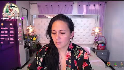 Snapshot of georgina_mussk chatting on December 6, 9:01 pm Georgina online show from December 6, 9:01 pm