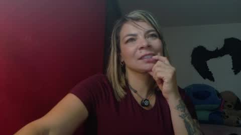 Georgina  online show from June 9, 1:38 am