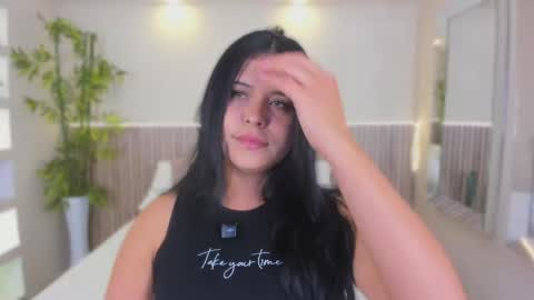 GeorginaReyes  online show from April 27, 10:40 pm