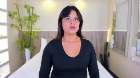 GeorginaReyes  online show from July 13, 5:57 pm