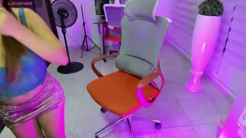 geralfernandez online show from July 14, 2:16 am