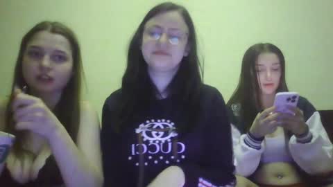 Snapshot of german_eva chatting on March 3, 6:53 am Eva online show from March 3, 6:53 am