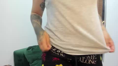 andy online show from March 6, 1:44 am