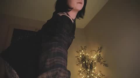 ghoticspectre online show from January 17, 6:15 pm