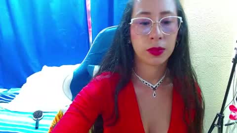 Gia  online show from June 8, 8:30 pm