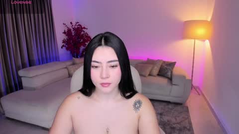 Gia lowry online show from December 15, 11:12 am