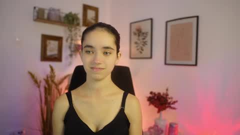 Gia Paige18 online show from October 9, 1:48 pm