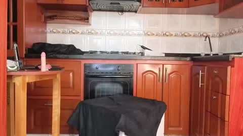   online show from October 1, 1:49 pm