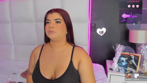 Gigi  online show from May 5, 12:41 pm
