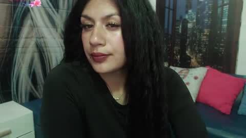 Gigi 3 online show from July 28, 2:57 pm