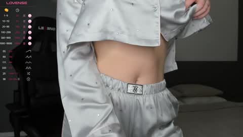 Snapshot of gigihadd chatting on January 30, 3:19 pm gigihadd online show from January 30, 3:19 pm