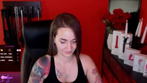 Snapshot of gina_hotlick chatting on February 1, 9:08 pm gina_hotlick online show from February 1, 9:08 pm