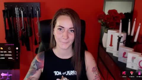 Snapshot of gina_hotlick chatting on February 2, 5:59 pm gina_hotlick online show from February 2, 5:59 pm