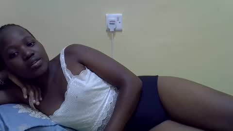 Adiliah online show from March 14, 11:39 pm