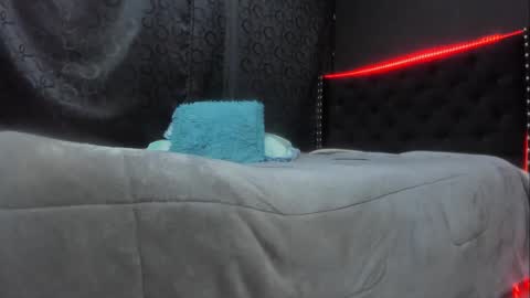Snapshot of ginger_amarett chatting on December 19, 7:51 pm Miss online show from December 19, 7:51 pm