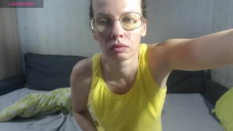 Michelle online show from December 8, 9:19 pm