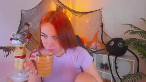 gingerr_pie online show from November 4, 7:08 pm