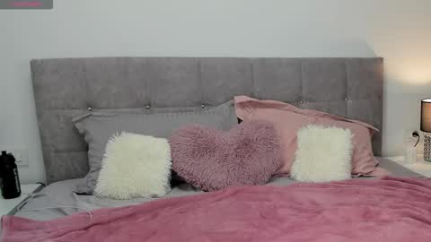 ginnyjoy online show from November 10, 7:03 am