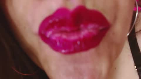 Snapshot of giorgina_montiere chatting on September 29, 10:48 pm giorgina_montiere online show from September 29, 10:48 pm