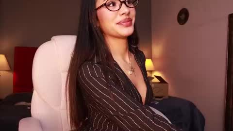 Giovanna  online show from July 30, 6:03 am