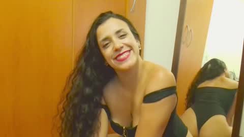 Snapshot of girl_power21 chatting on September 11, 7:58 pm Andra online show from September 11, 7:58 pm