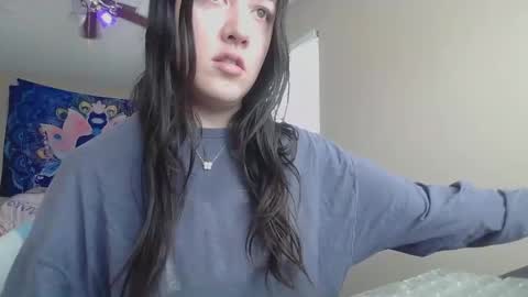Jasmine online show from May 4, 4:22 pm