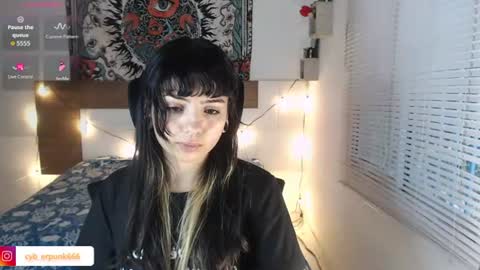 Ann online show from June 27, 11:00 pm