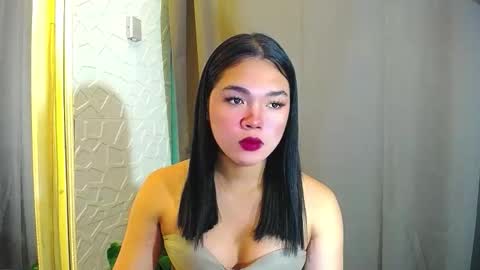 Precious online show from March 18, 6:46 pm