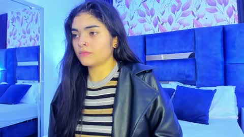 Snapshot of giselamaru chatting on January 10, 11:00 am online show from January 10, 11:00 am