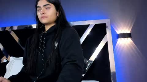     online show from June 23, 11:08 am