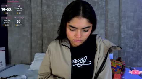     online show from November 14, 12:05 pm