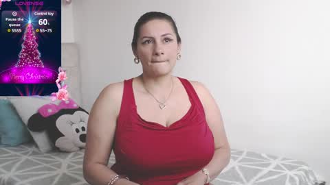 Snapshot of gisellecarter_ chatting on December 31, 1:08 pm Giselle online show from December 31, 1:08 pm