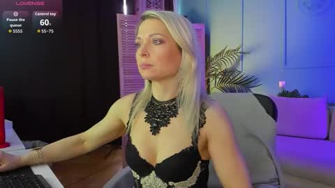 Gloria online show from October 14, 10:51 am