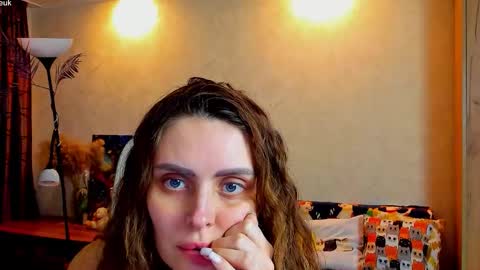 Gloria Wood online show from December 14, 8:14 pm