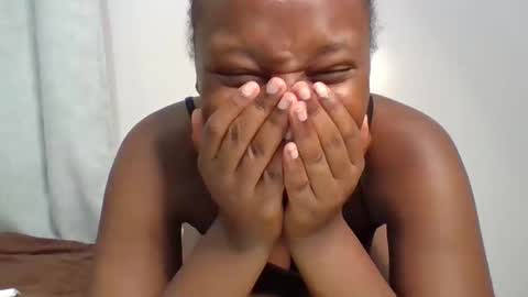 glossybae online show from September 18, 6:39 pm