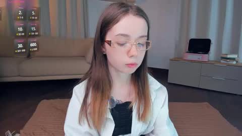 Ann Eliz and Gigi online show from May 1, 9:07 pm