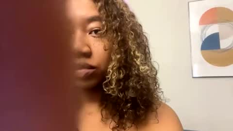 Snapshot of goddessdaisysky chatting on January 13, 5:44 pm Goddess Daisy Sky online show from January 13, 5:44 pm