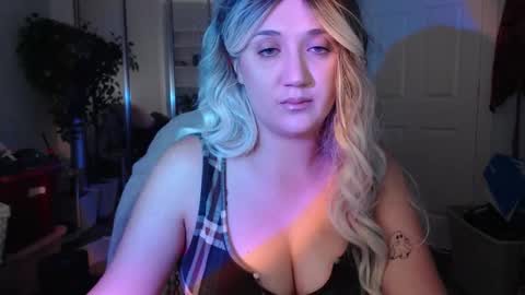 Goddess Emmy online show from November 27, 2:47 am