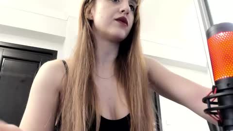 GoddessKasyia online show from November 15, 8:26 am