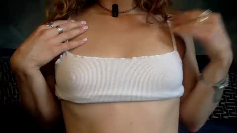 goddessmiamuse online show from June 5, 6:25 pm
