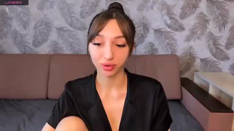 goddesssooul online show from June 13, 4:54 am