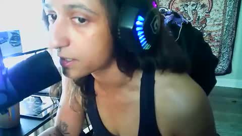 goddessvikkii online show from March 9, 5:05 pm